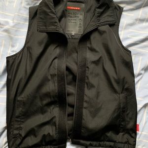 Prada vest